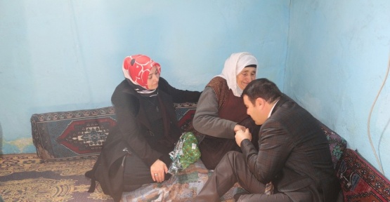 Vali Işın’dan yaşlı kadınlara ziyaret