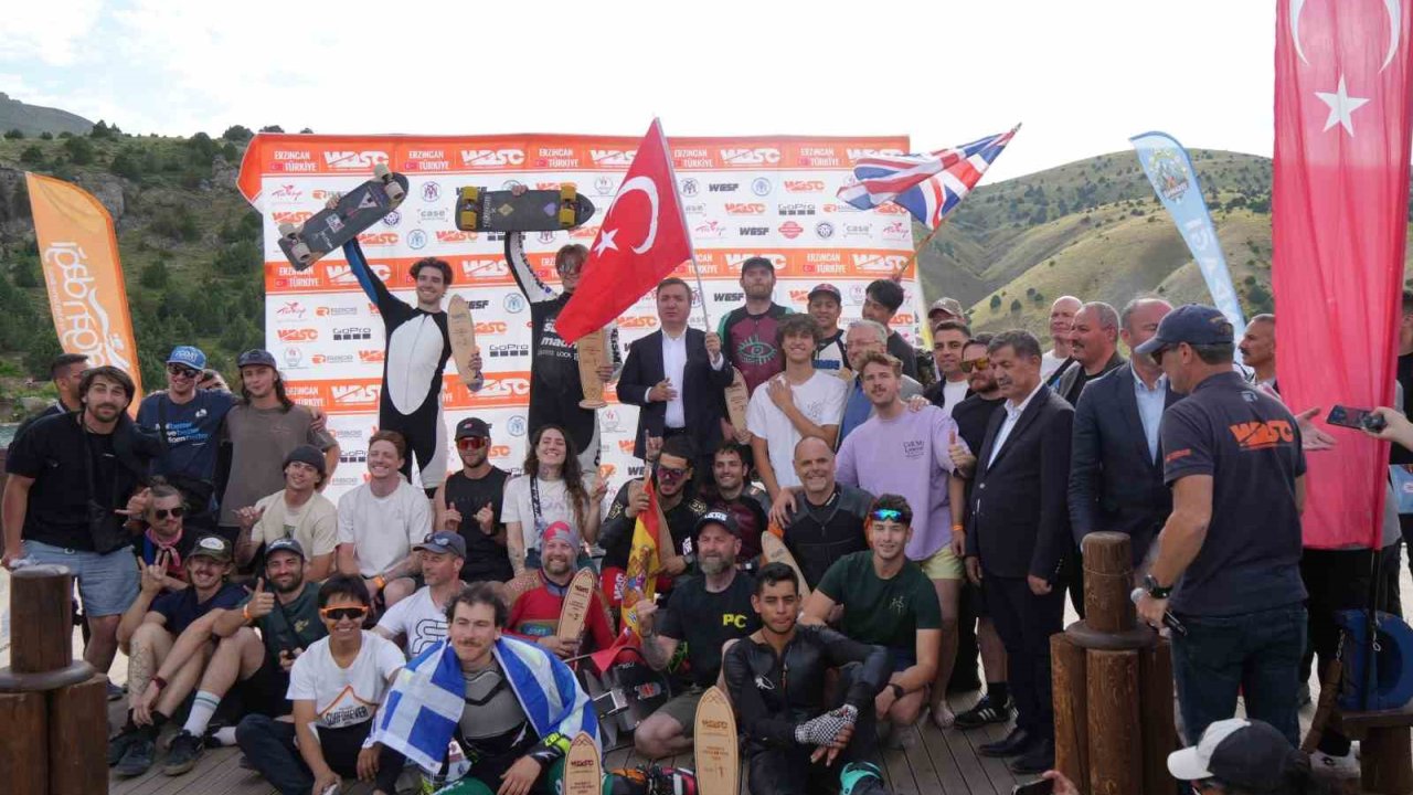 Erzincan’da Dünya Kaykay İniş Şampiyonası Sona Erdi