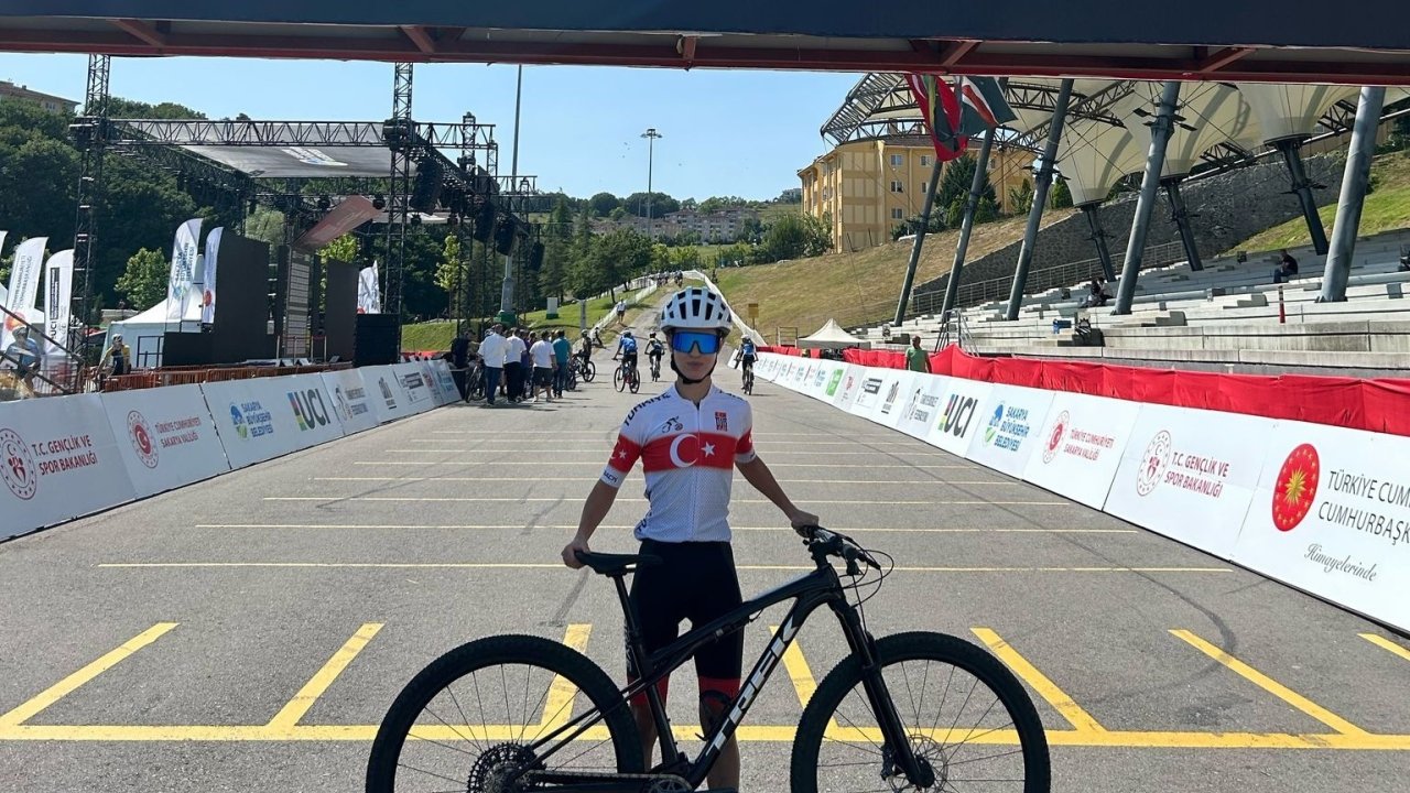 Nazife Tuncel Dünya Şampiyonası’nda Türkiye’yi Temsil Etti