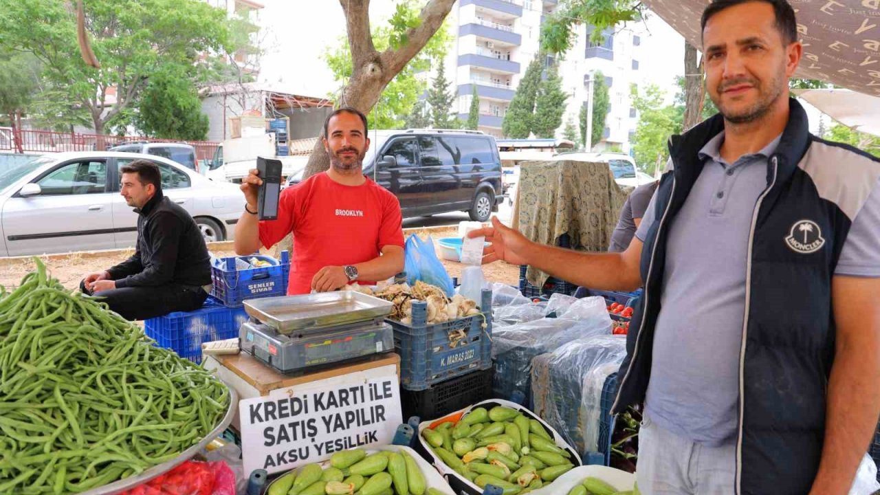 Pazarda Kolay Ödeme Dönemi: İster Kartla İster Karekodla Ödeme