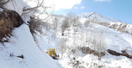 Bingöl’de Çığ düşmesine karşı karla mücadele