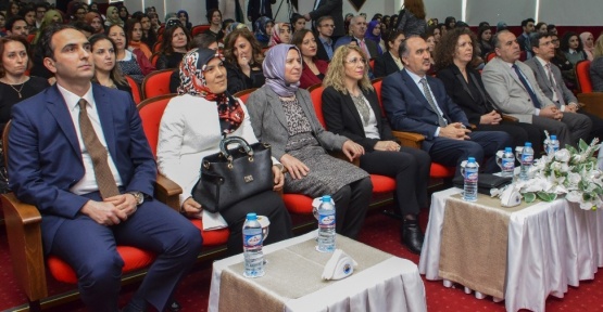 Sinop Üniversitesinde ‘Kadın ve Liderlik’ konferansı