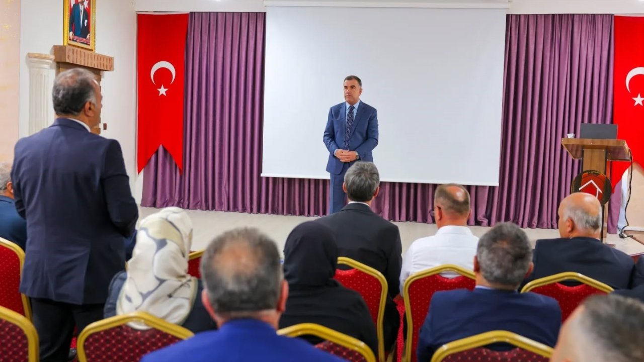 Bayburt’ta ’2024-2025 Eğitim Öğretim Yılı Değerlendirme Toplantısı’ Yapıldı