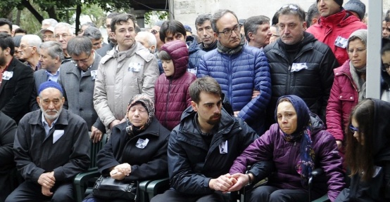 Helikopter kazasında hayatını kaybeden pilotlar gözyaşlarıyla uğurlandı