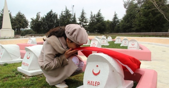 Suriyeli yetimlerden, 102 yıl sonra şehit dedelerine ziyaret