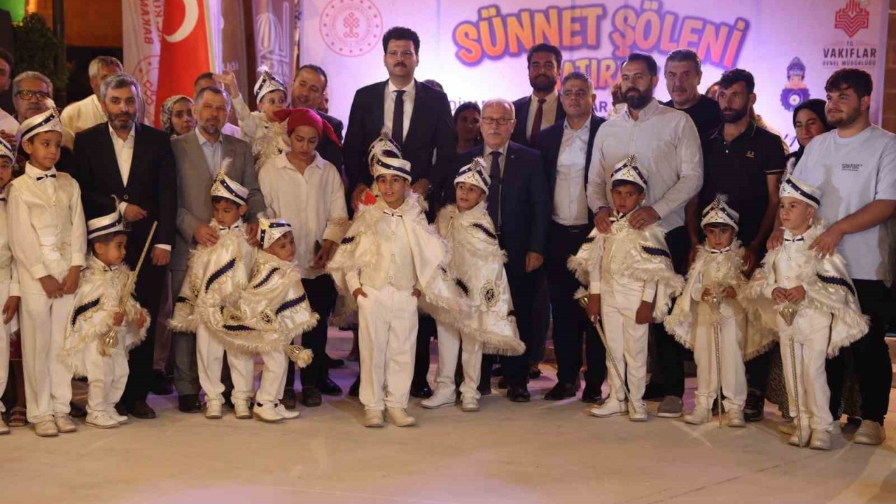Mardin’de 26 Çocuk İçin Sünnet Töreni Düzenlendi