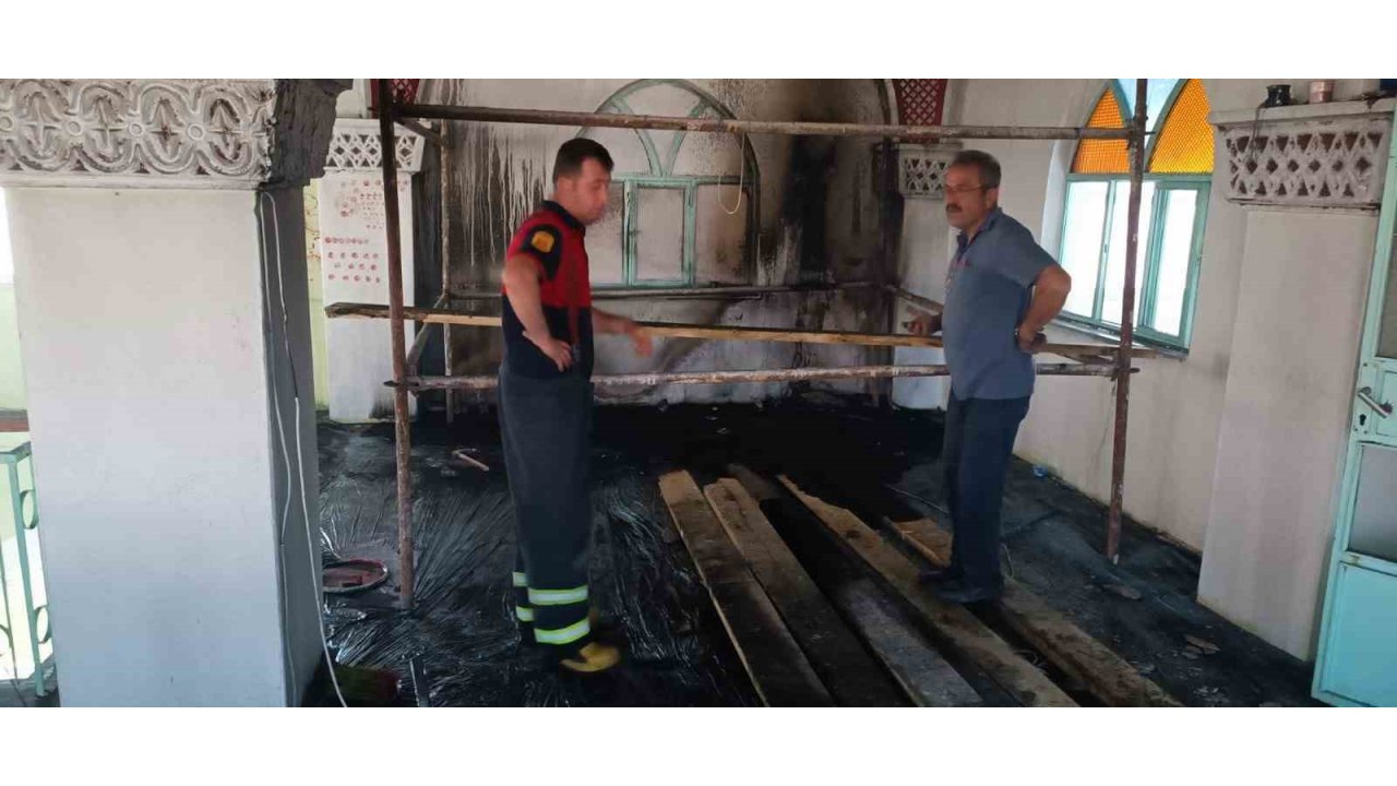 Osmancık’ta Camide Çıkan Yangın Söndürüldü