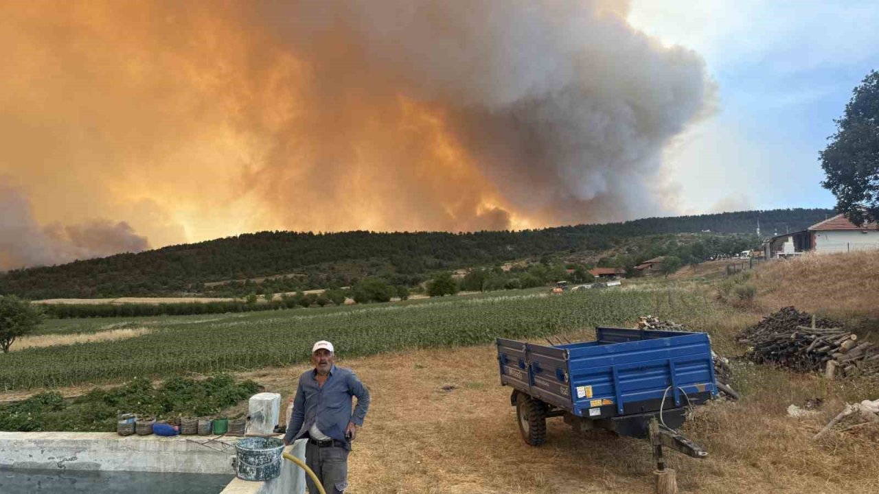 Bilecik’e Sıçrayan Orman Yangını Nedeniyle 7 Köy Yeri Boşaltıldı