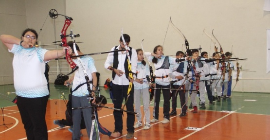 Elazığ’da Okçuluk turnuvası