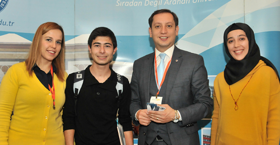 Öğrenciler Fuarda KMÜ’ye Büyük İlgi Gösterdi