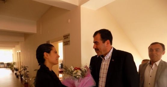 Mehmet Erdem Karacasu’da kadınlar ve muhtarlarla buluştu