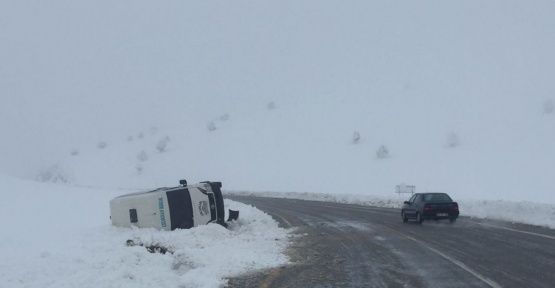 Kar yağışı kazalara neden oluyor