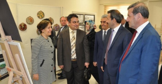 Simavlı hanımların karma resim sergisi