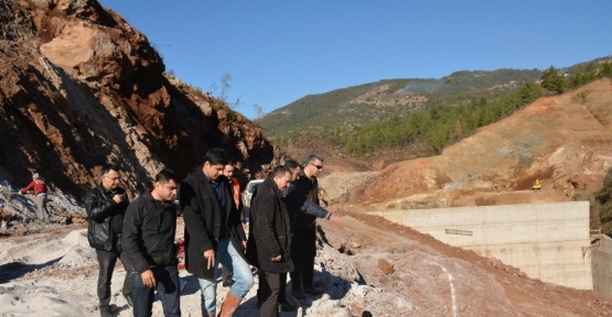 Coşkun, Alanya Yeniköy baraj inşaatını inceledi