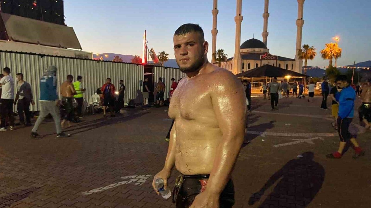 Sındırgılı Güreşçi Burak Bozkurt Kalp Krizine Yenik Düştü