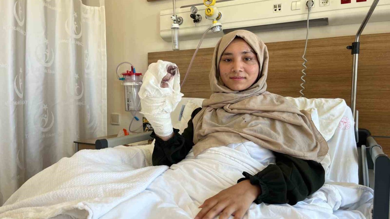 Çin Zulmünden Kaçan Uygur Türk’ü Ayşe, Eskişehir’de Şifa Buldu