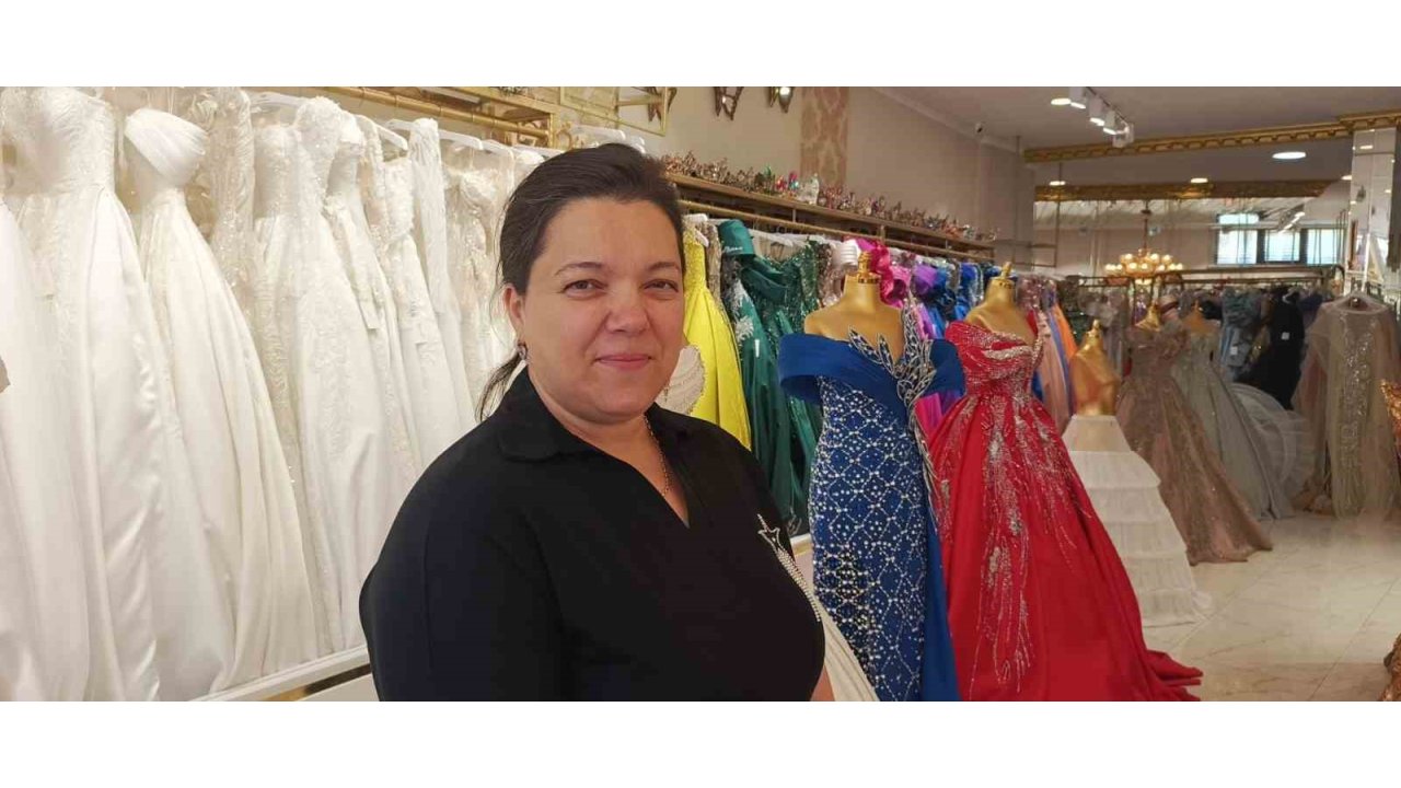 Ne Arsa Ne Borsa, Kullandığınız Gelinlik Ve Abiyeleri Kiraya Verin...