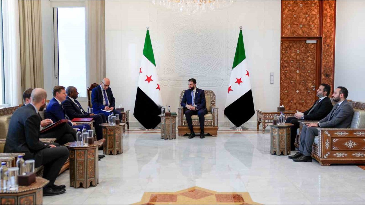 İngiltere’den 14 Yıl Sonra Şam’a Bakanlık Düzeyinde İlk Ziyaret