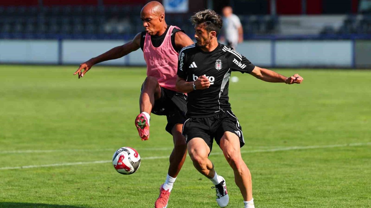 Beşiktaş Günü Çift Antrenmanla Tamamladı