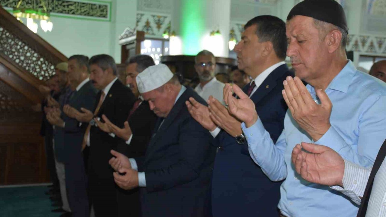 Diyanet İşleri Başkanı Erbaş’tan Orman Yangınları İçin Dua