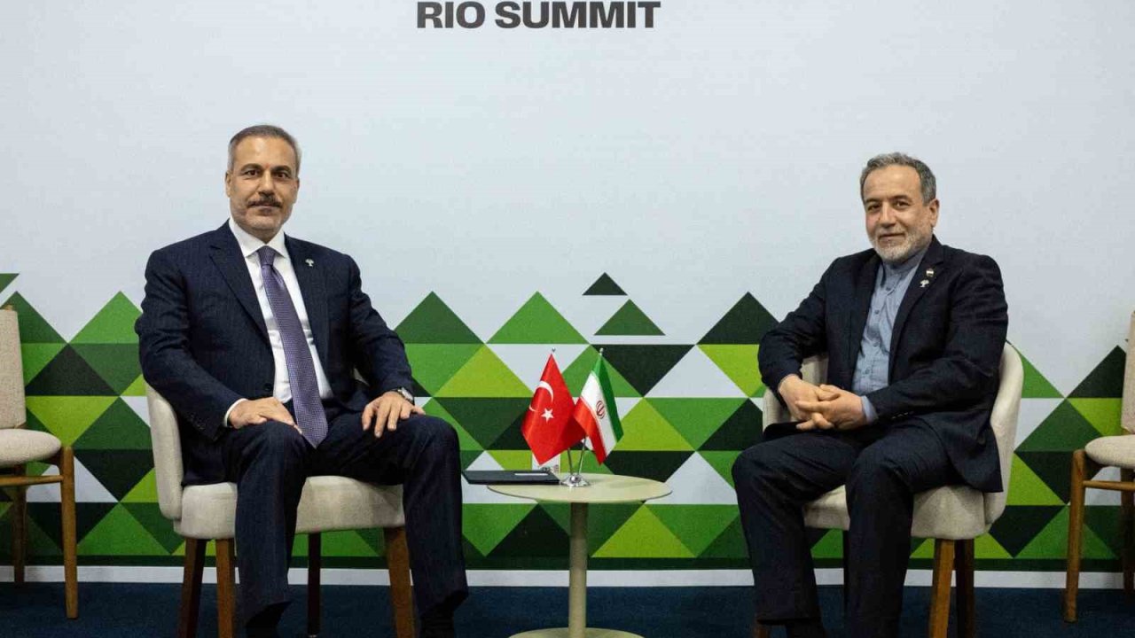 Bakan Fidan, İranlı Mevkidaşı Abbas Arakçi İle Görüştü