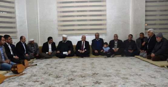 Vali Tuna Cem Evini ziyaret etti