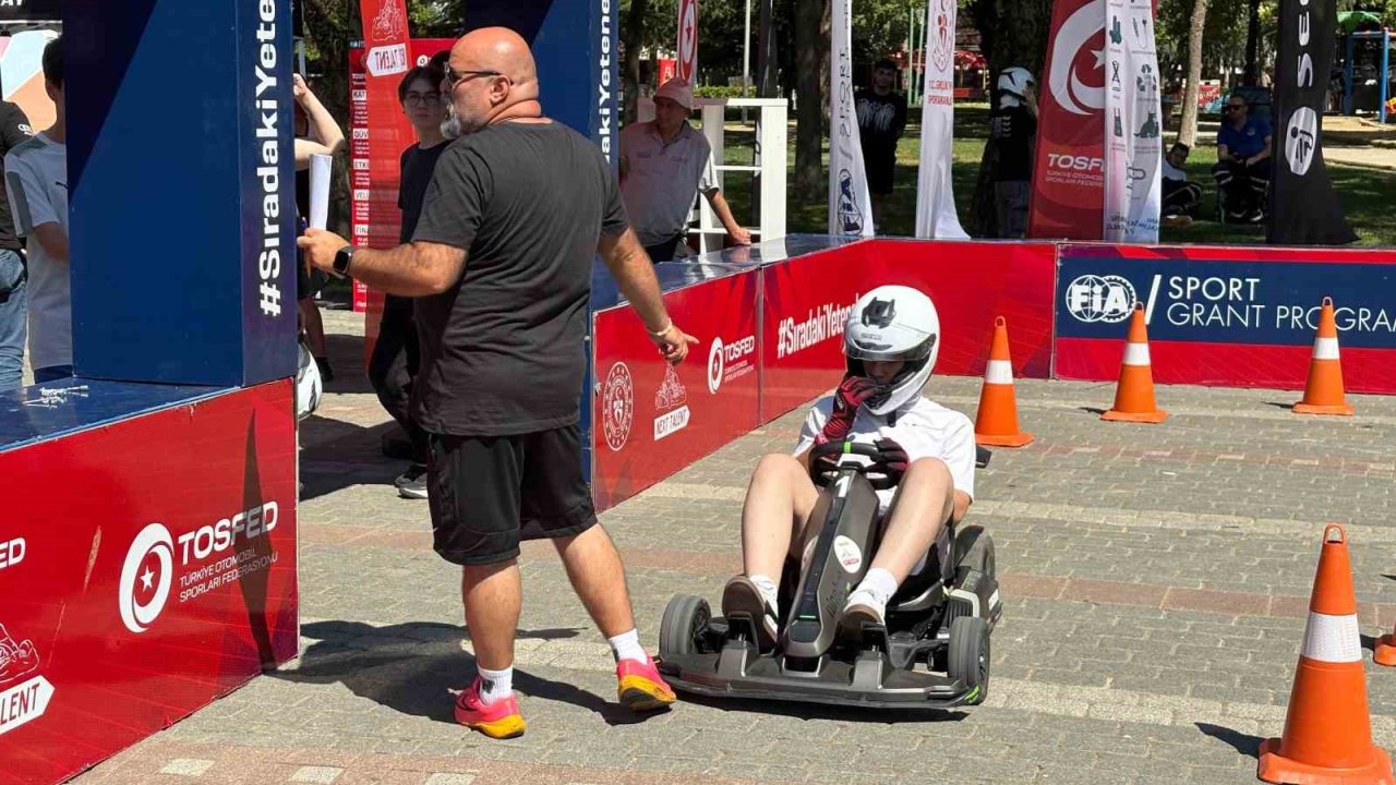 Otomobil Sporlarına Yetenekli Gençler Aranıyor