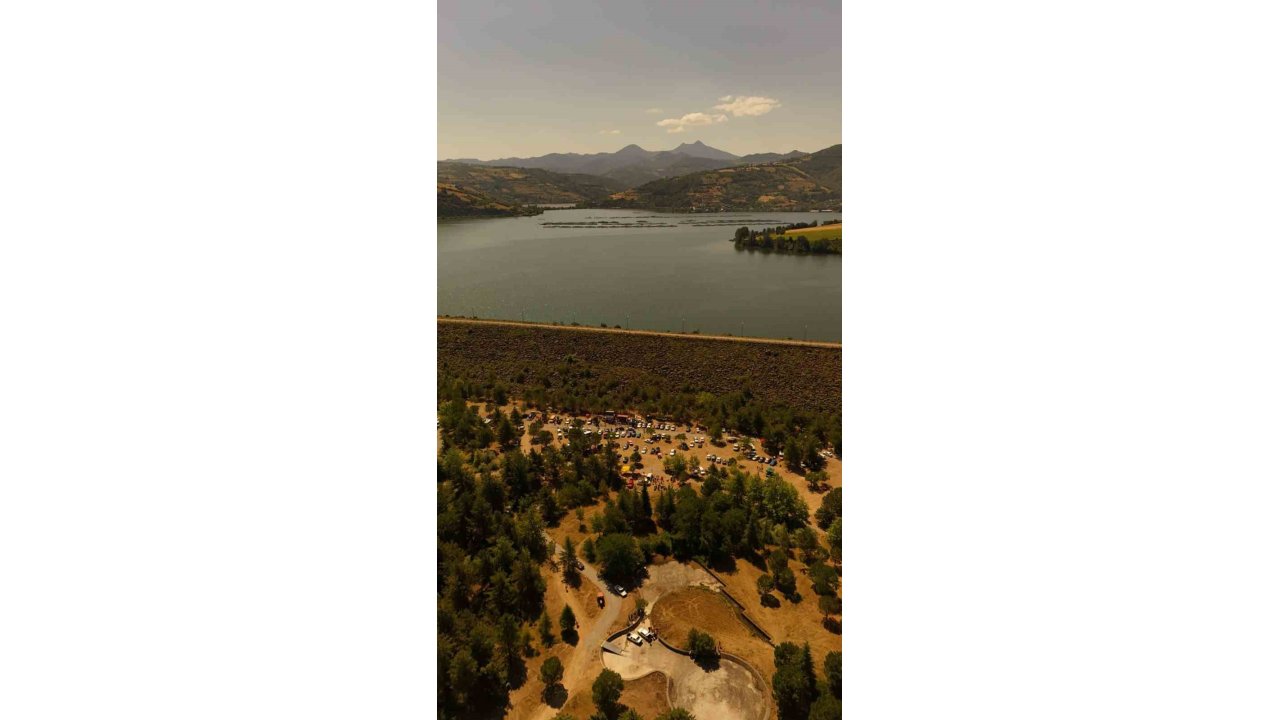 Görsel Şölen Sunan Derbent Barajı, Doğaseverlerin Yeni Gözdesi Oldu