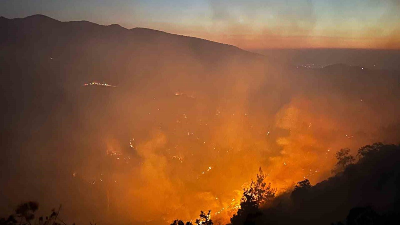 Uşak’ta 21 Ev Ve 1 Çiftlik Boşaltıldı