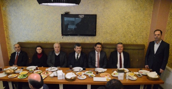 Karaduman, muhtarlarla bir araya geldi