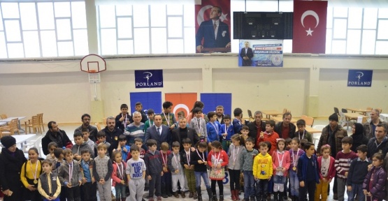 Bilecik’te Okul Sporları Satranç Turnuvası sonuçlandı