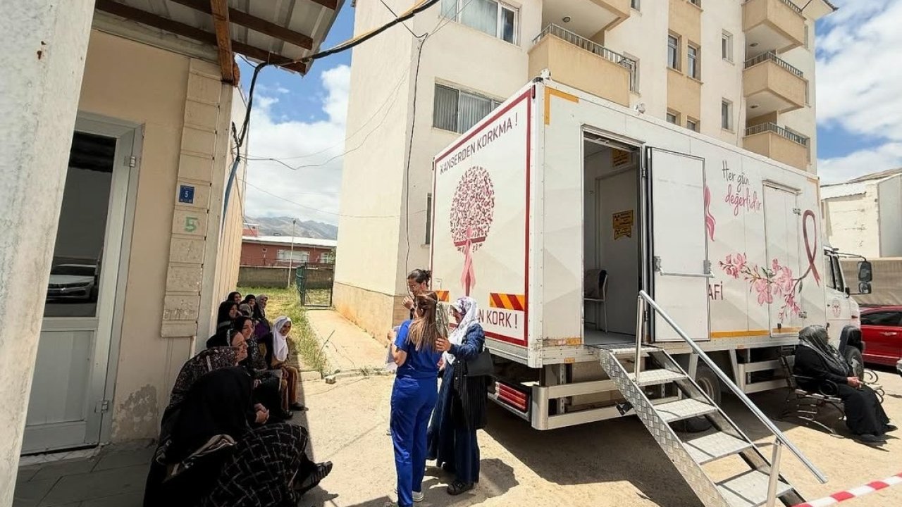 Başkale’de Erken Tanı İçin Kanser Taraması Yapılıyor