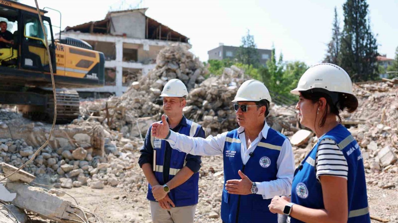 Başkan Aras, Huzurevi Yenileme Çalışmalarını İnceledi