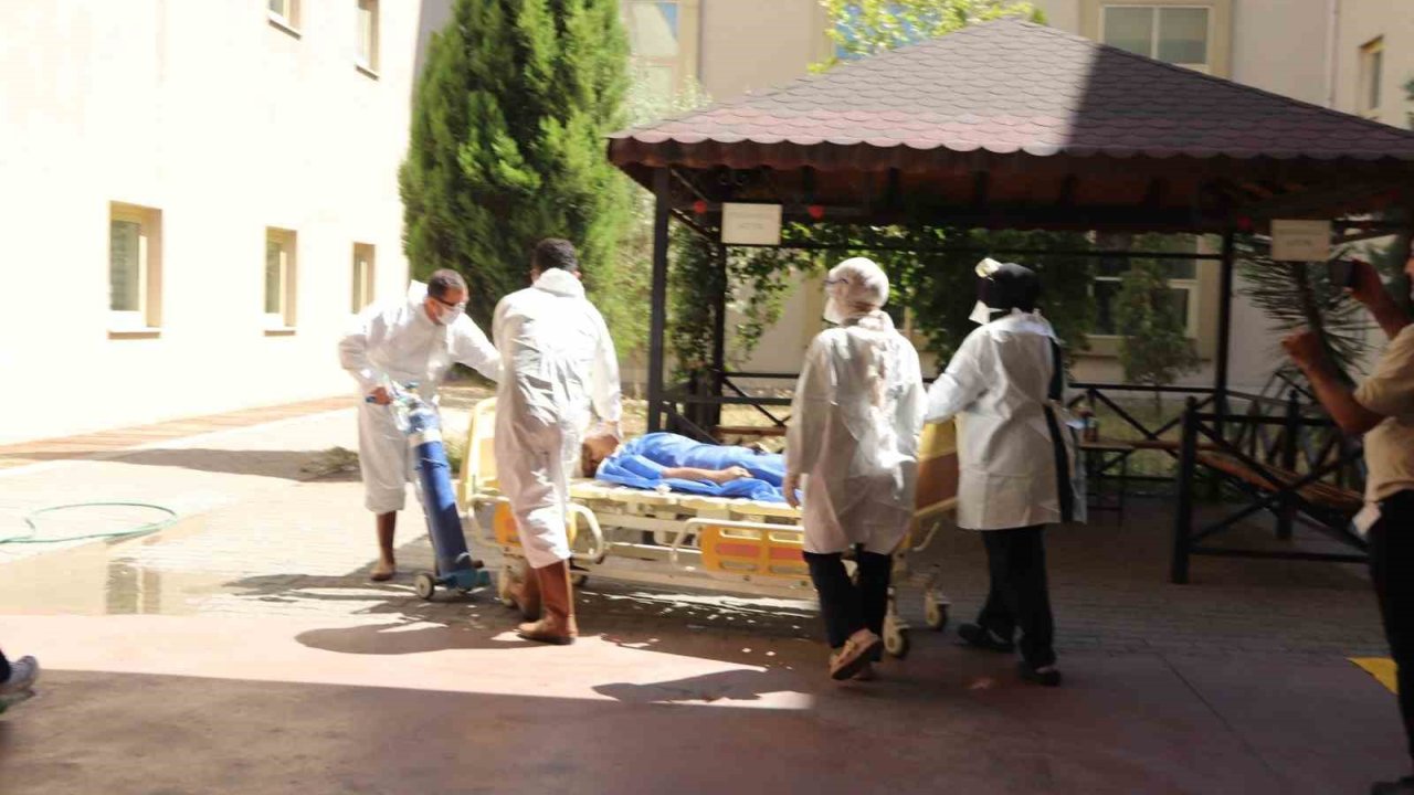 Turgutlu Devlet Hastanesi’nde Gerçeği Aratmayan Hap Tatbikatı