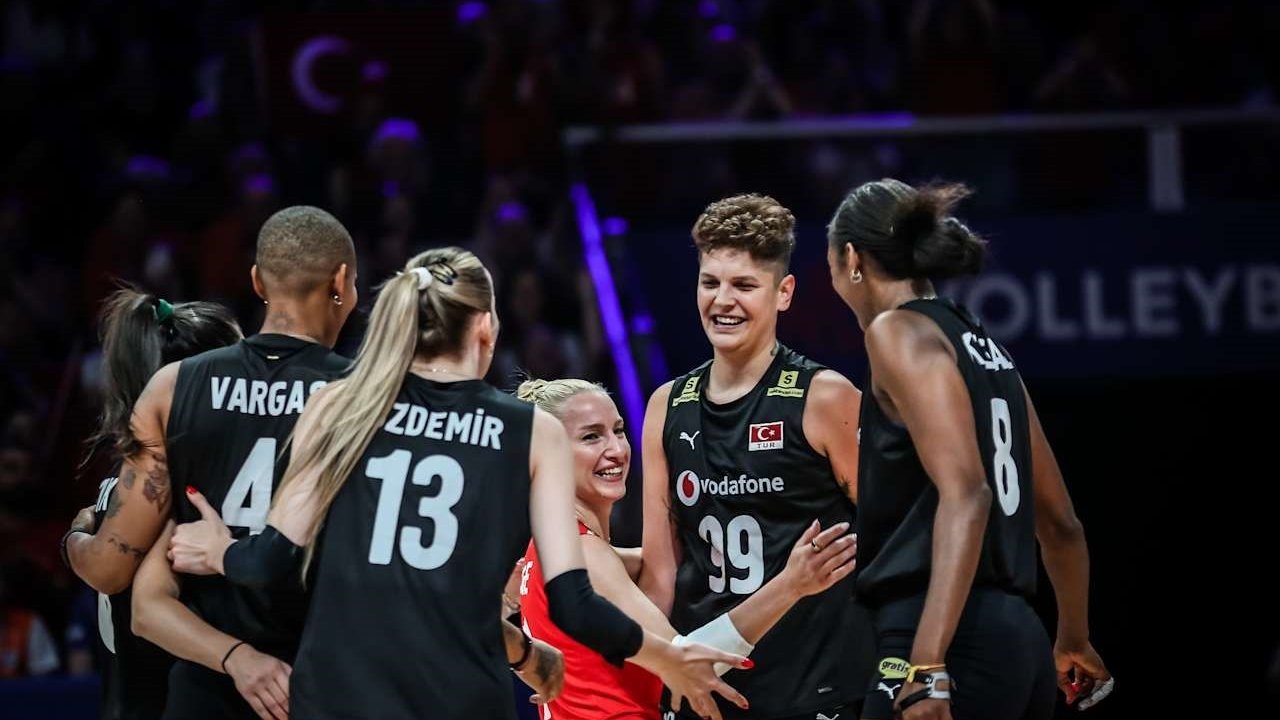A Milli Kadın Voleybol Takımı, Milletler Ligi’nin 3. Haftasına Galibiyetle Başladı