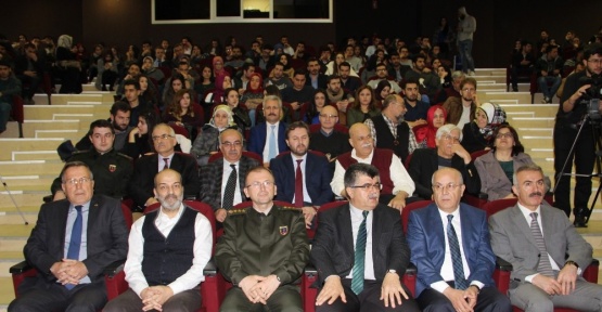 Başbakan Başdanışmanı Barkçin Manisa’da öğrencilerle buluştu