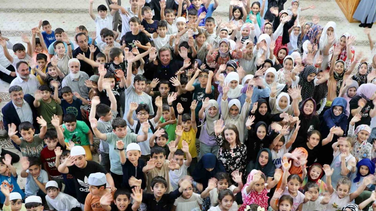 Erzincan’da Camiler Çocuklarla Şenlendi