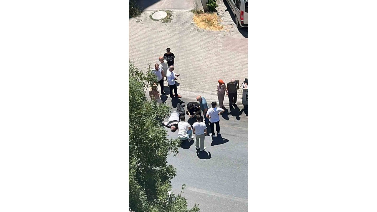 Beylikdüzü’nde Feci Kaza: Süratle Gelen Otomobil Yayaya Çarpıp Kaçtı