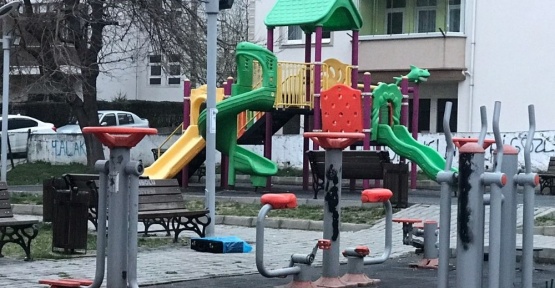 Safranbolu’da şüpheli çanta fünye ile patlatıldı