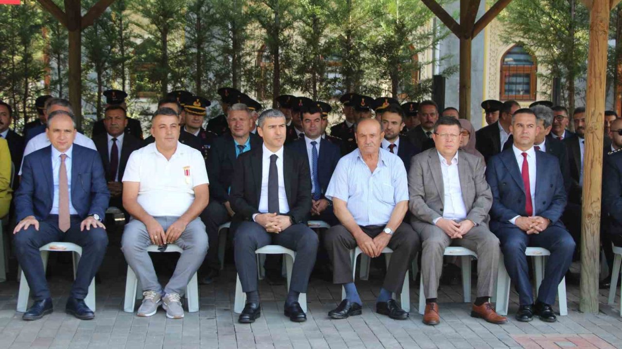 15 Temmuz Şehidi, Cumhurbaşkanı Koruması Mehmet Çetin Mezarı Başında Anıldı