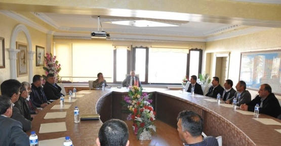 Gölbaşı’nda köy muhtarlarıyla toplantı yapıldı