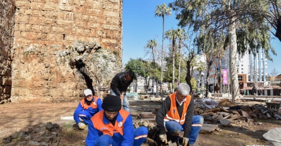Tarihi Üç Kapılar’da yenileme