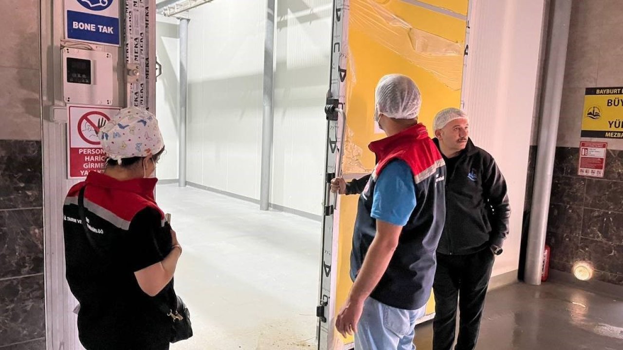 Bayburt’ta Belediyeye Ait Mezbaha Denetlendi