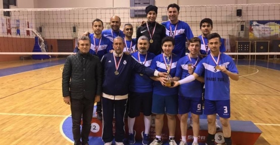 Fatsa’da turnuvanın şampiyonu Merkez Ortaokulu