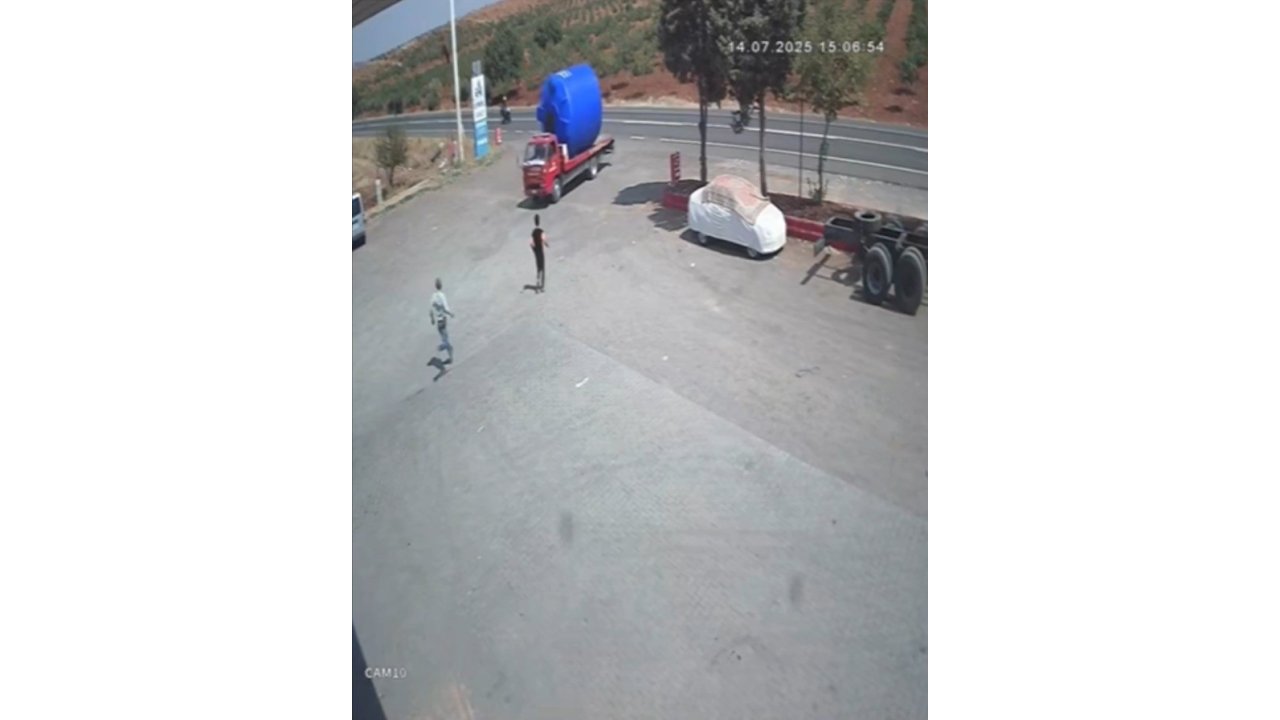 El Frenini Çekmeyi Unuttu, Faciadan Dönüldü