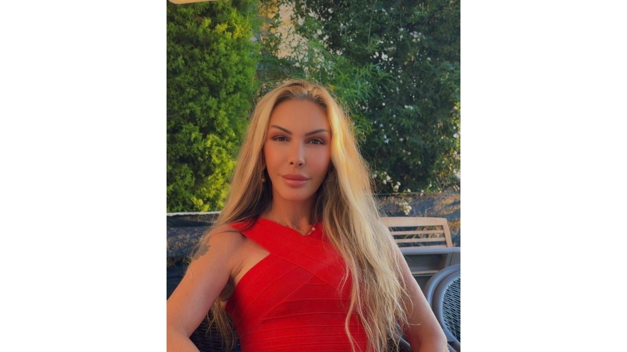 Petek Dinçöz’den Sonra Annesi De Estetik Ameliyat Oldu: Son Hali Şaşırttı