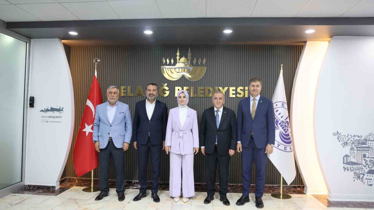 Bakan Göktaş’tan Ak Parti İl Başkanlığı Ve Elazığ Belediyesine Ziyaret