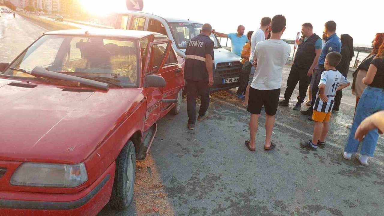 Türkeli’de Trafik Kazası: 1 Yaralı