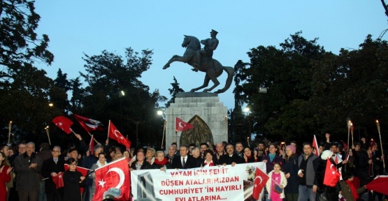18 Mart Çanakkale Zaferi Fener Alayı Yürüyüşü