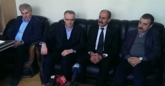 Bakan Ağbal, MHP Bayburt İl Başkanlığını ziyaret etti